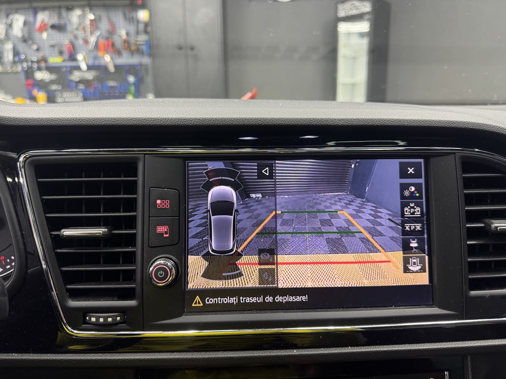 Montare 7 - Instalare Montare Activare Camera Video Spate Marsarier Originala Highline Seat Leon 5F Cupra 2017