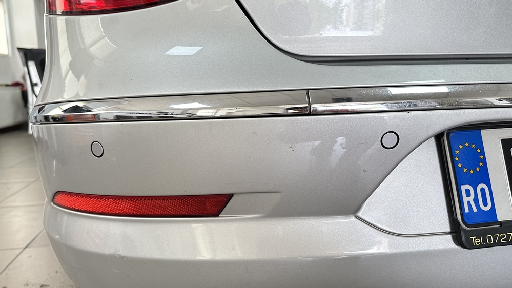 Activare 11 - VW Passat CC 2011 Montaj Instalare Senzori Parcare Fata Spate Originali Montare 11 - VW Passat CC 2011 Montaj Instalare Senzori Parcare Fata Spate Originali
