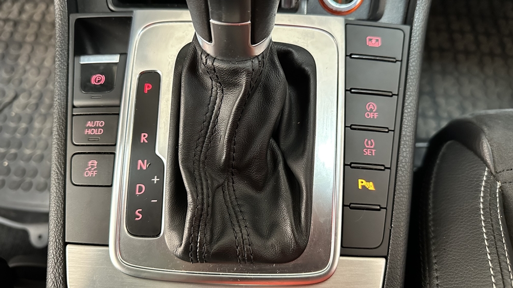 Activare 15 - VW Passat CC 2011 Montaj Instalare Senzori Parcare Fata Spate Originali Montare 15 - VW Passat CC 2011 Montaj Instalare Senzori Parcare Fata Spate Originali