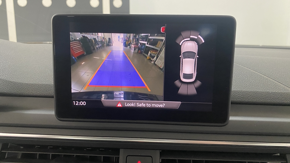 Montare 9 - Audi A5 F5 2019 Instalare Camera Marsarier OEM OE Originala In Maner Spate
