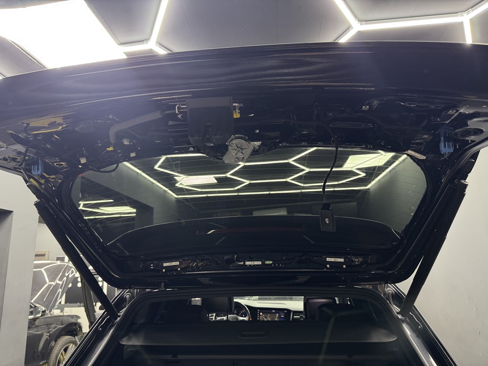 Activare 3 - Instalare Montare Camera Video Spate Marsarier VW Touareg III CR 2019 Originala Highline Montare 3 - Instalare Montare Camera Video Spate Marsarier VW Touareg III CR 2019 Originala Highline