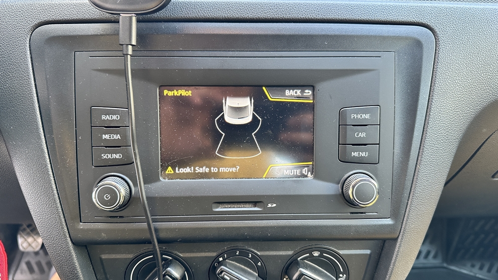 Montare 7 - Seat Toledo 2017 Instalare Senzori Parcare Spate Originali Park Pilot