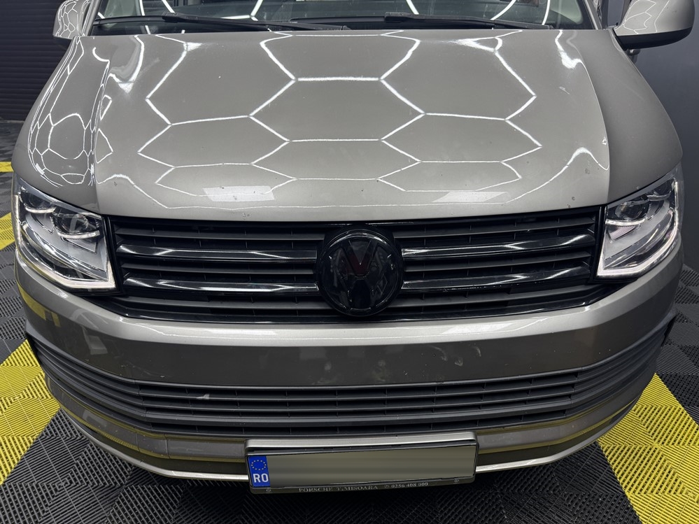 Montare 11 - Instalare Montare Faruri Full LED Matrix Originale VW Transporter T6.1 2018