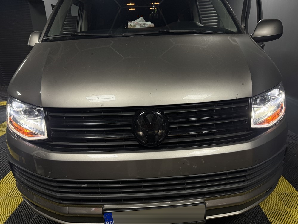 Montare 19 - Instalare Montare Faruri Full LED Matrix Originale VW Transporter T6.1 2018
