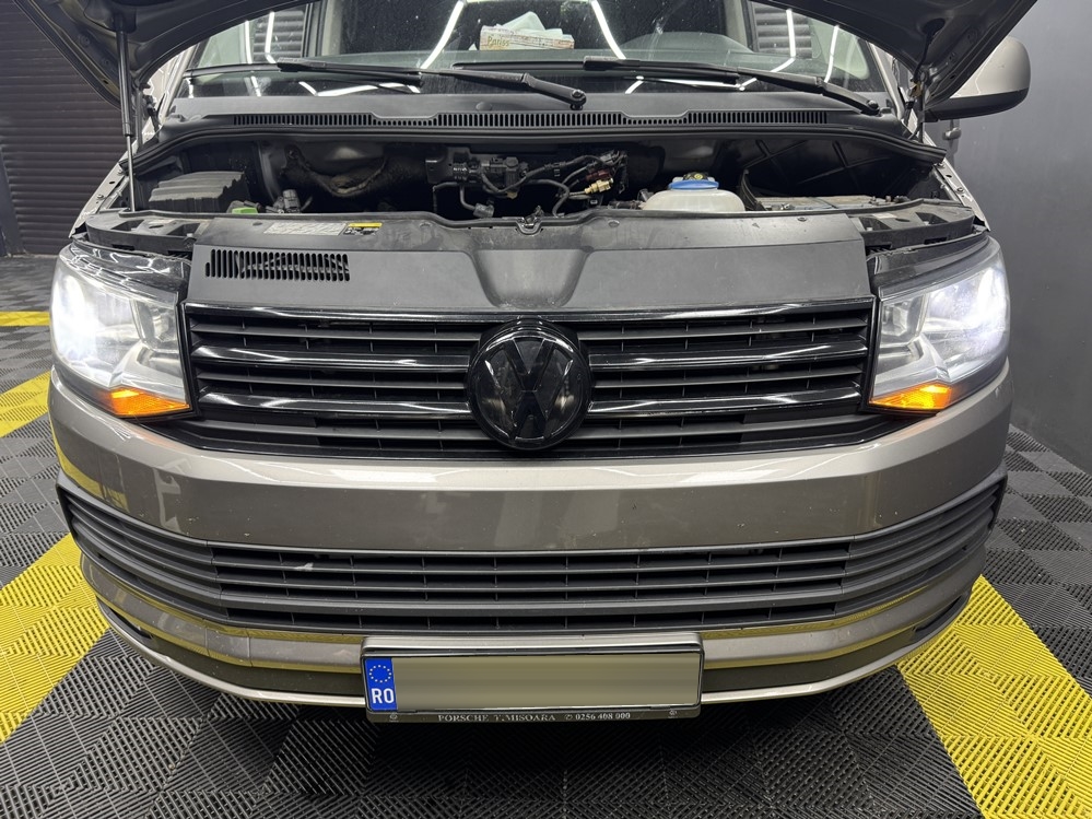 Montare 7 - Instalare Montare Faruri Full LED Matrix Originale VW Transporter T6.1 2018