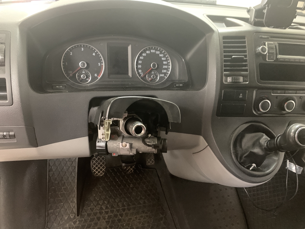 Activare 4 - VW Transporter T5 2013 Instalare Pilot Automat Cruise Control Tempomat Montare 4 - VW Transporter T5 2013 Instalare Pilot Automat Cruise Control Tempomat
