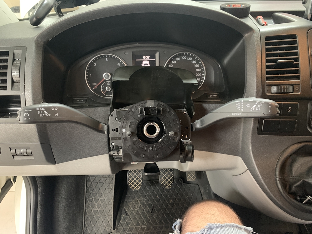 Activare 5 - VW Transporter T5 2013 Instalare Pilot Automat Cruise Control Tempomat Montare 5 - VW Transporter T5 2013 Instalare Pilot Automat Cruise Control Tempomat