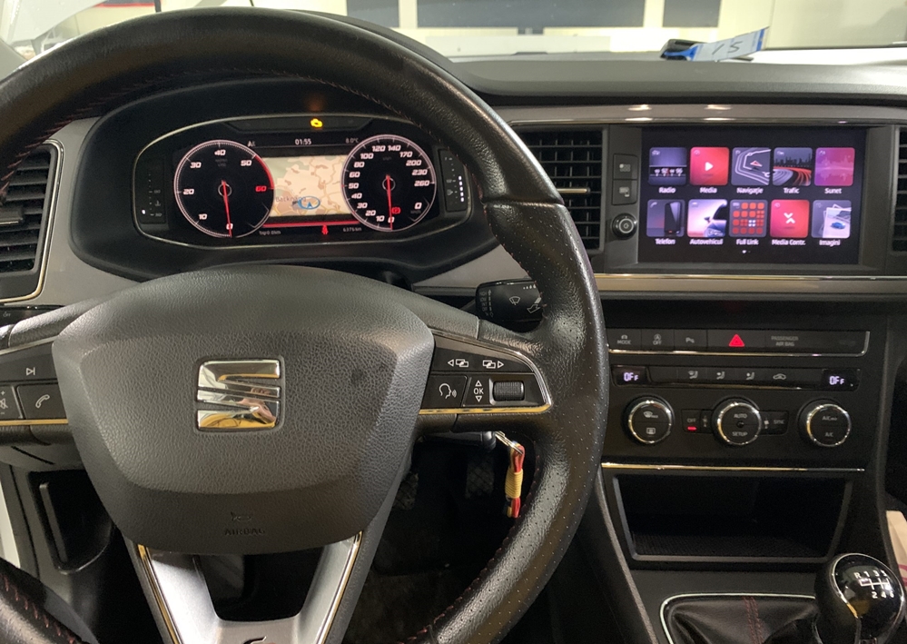Montare 14 - Seat Leon 5F 2016 Instalare Ceasuri Digitale Virtual Cockpit Navigatie MIB 2 Carplay Android Auto