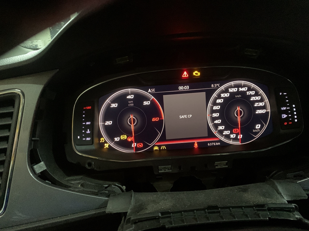 Montare 5 - Seat Leon 5F 2016 Instalare Ceasuri Digitale Virtual Cockpit Navigatie MIB 2 Carplay Android Auto