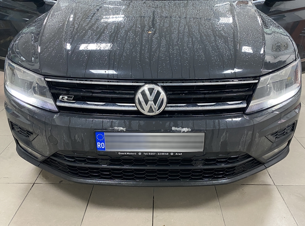 Montare 4 - VW Tiguan 2 AD1 2018 Instalare Camera Spate Originala Oglinzi Rabatabile Electric