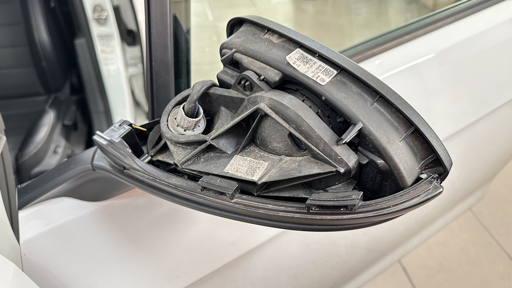 Activare 8 - VW Golf 7 VII 2015 Instalare Oglinzi Rabatabile Incalzire Volan Instalare Distronic ACC Cruise Control Montare 8 - VW Golf 7 VII 2015 Instalare Oglinzi Rabatabile Incalzire Volan Instalare Distronic ACC Cruise Control