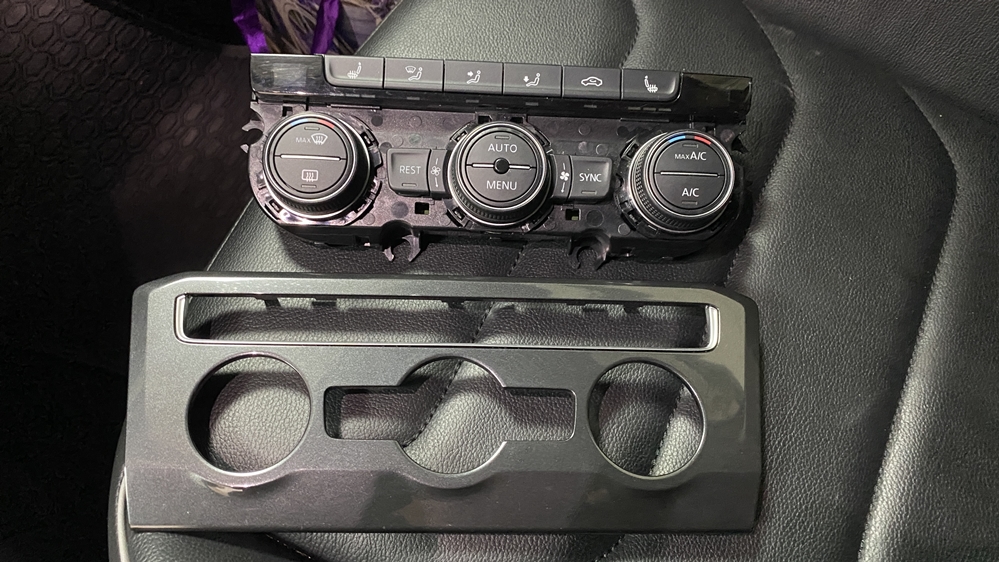 Activare 3 - VW Tiguan 2 AD1 2017 Retrofit Montare Panou Clima Climatronic Digital Touch Clima Digitala Montare 3 - VW Tiguan 2 AD1 2017 Retrofit Montare Panou Clima Climatronic Digital Touch Clima Digitala