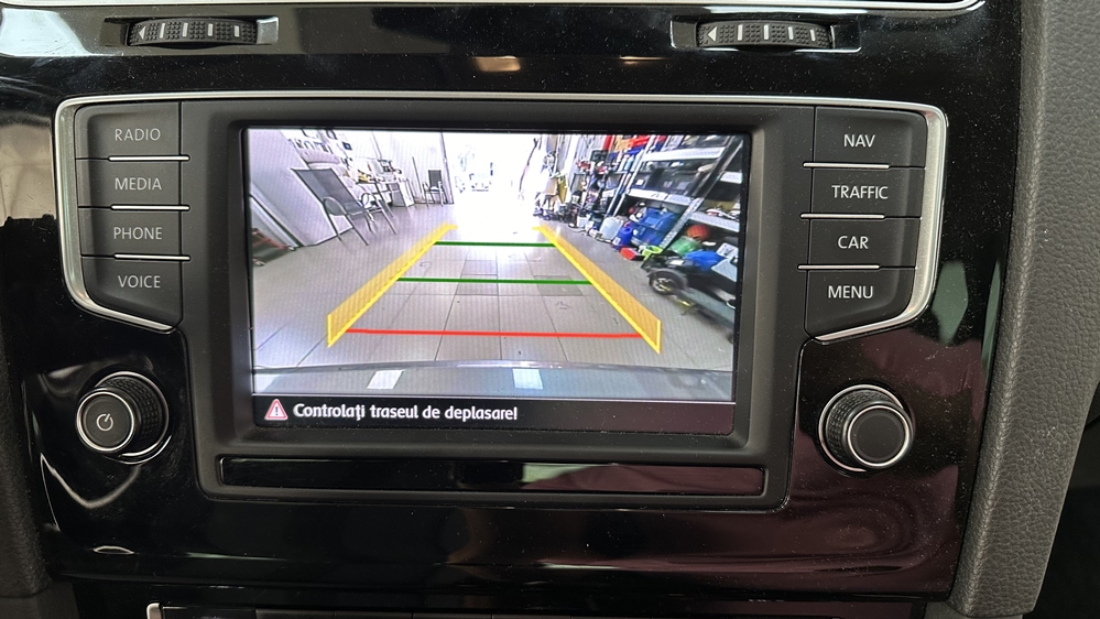 Activare 8 - Instalare Camera Auto Spate VW Golf 7 Camera Video Marsarier Originala in Emblema Montare 8 - Instalare Camera Auto Spate VW Golf 7 Camera Video Marsarier Originala in Emblema