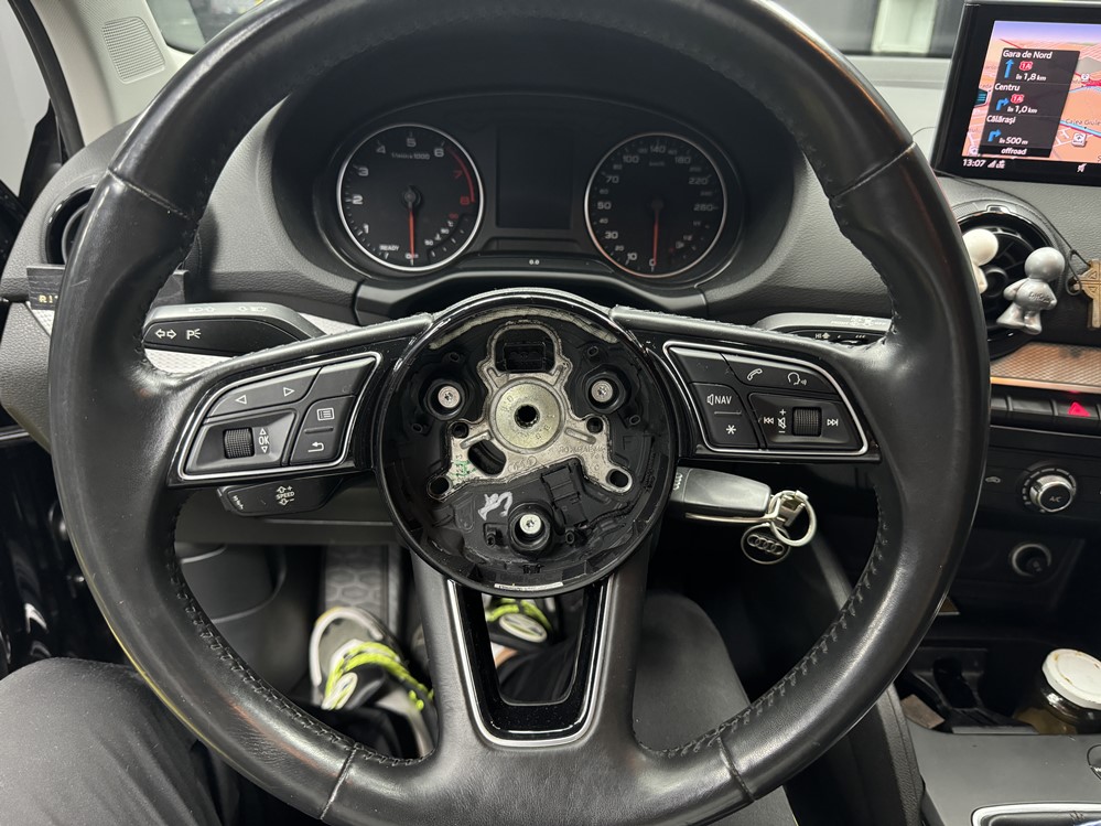Montare 4 - Instalare Pilot Automat Cruise Control Tempomat Camera Spate Audi Q2 2019 Marsarier Originala