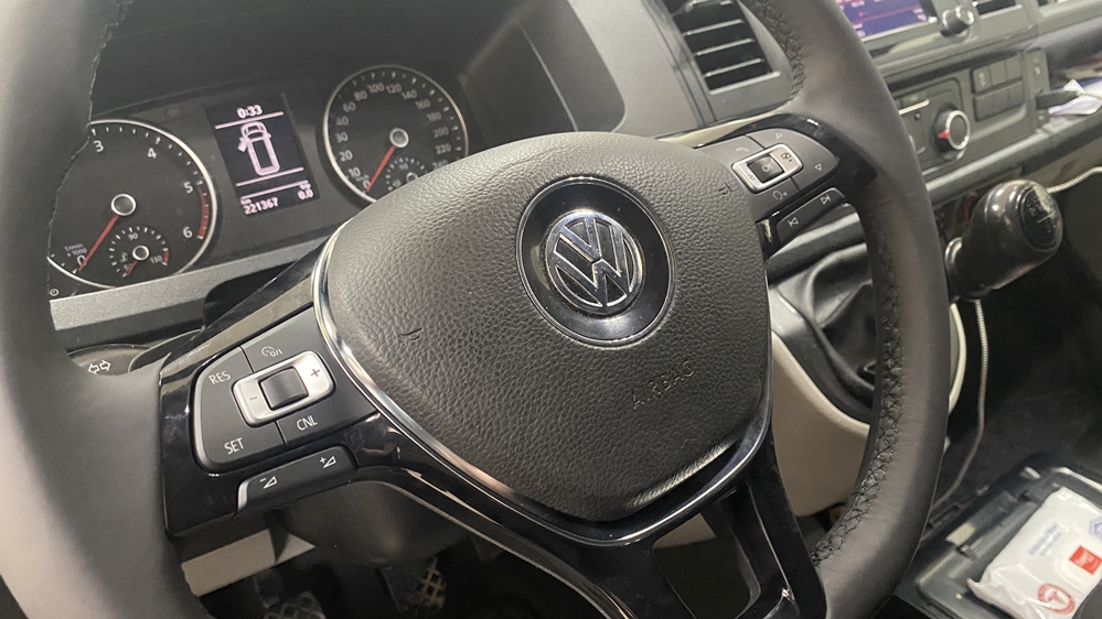 Activare 10 - VW Transporter T6 2019 Montare Pilot Automat Tempomat Cruise Control Pe Volan Montare 10 - VW Transporter T6 2019 Montare Pilot Automat Tempomat Cruise Control Pe Volan