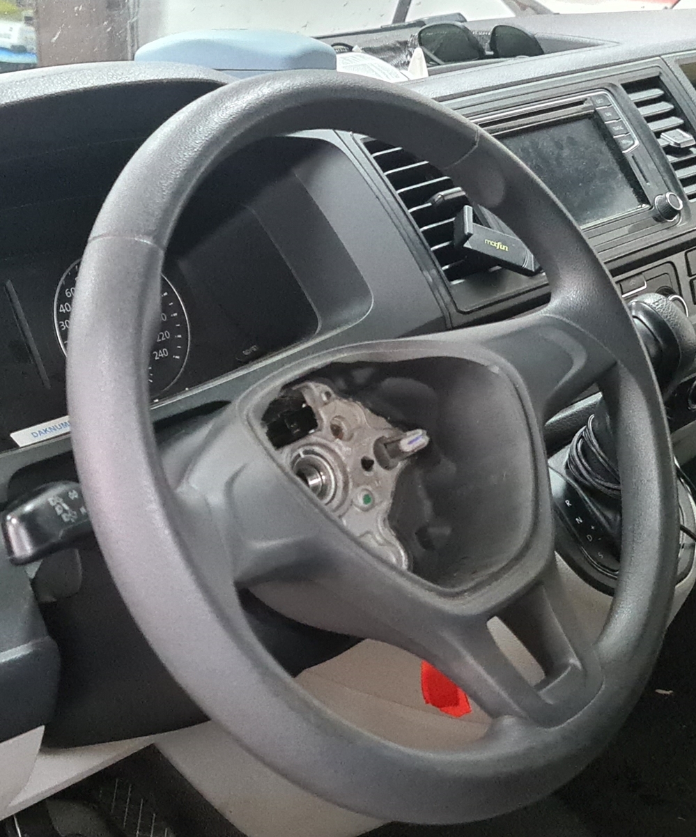 Montare 4 - VW Transporter T6 Montare Pilot Automat Tempomat Cruise Control Pe Volan