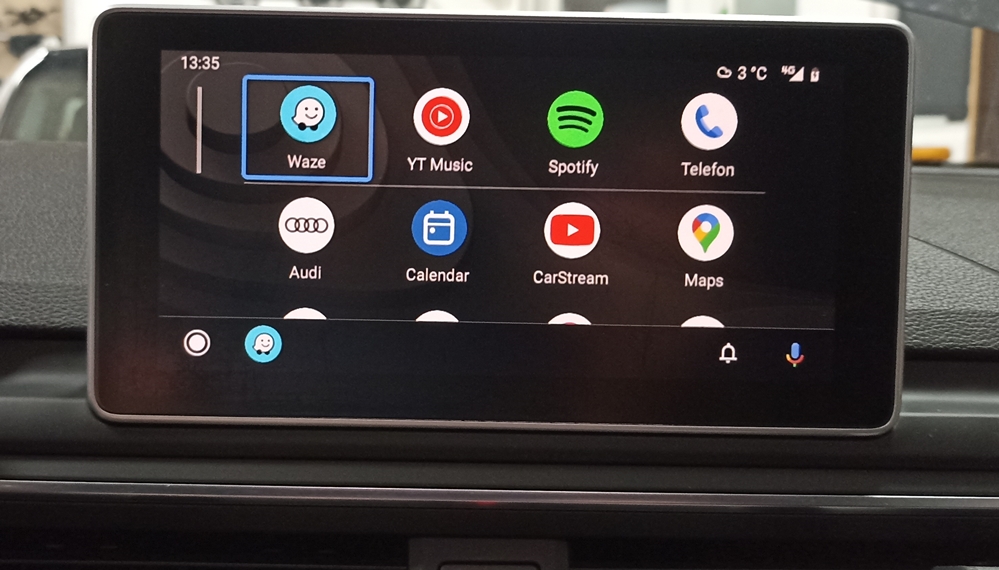 Montare 4 - Audi A4 B9 2017 Instalare POrt USB 2 Sloturi Activare Apple Carplay Android Auto 