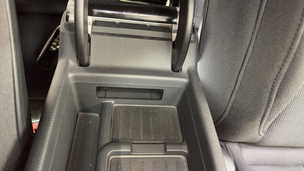 Activare 4 - Audi A4 B9 2017 Activare Apple Carplay Android Auto Port USB 2 Sloturi Montare 4 - Audi A4 B9 2017 Activare Apple Carplay Android Auto Port USB 2 Sloturi