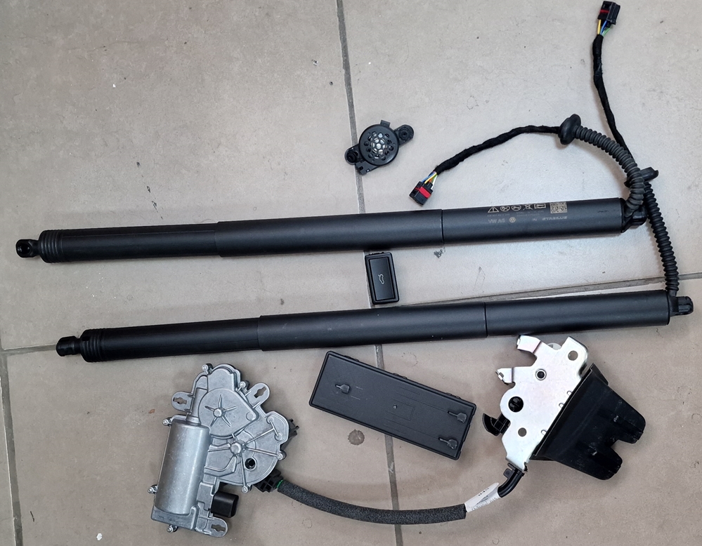 Montare 7 - VW Arteon 2018 Instalare Portbagaj Electric Deschidere Electrica Haion Din Buton