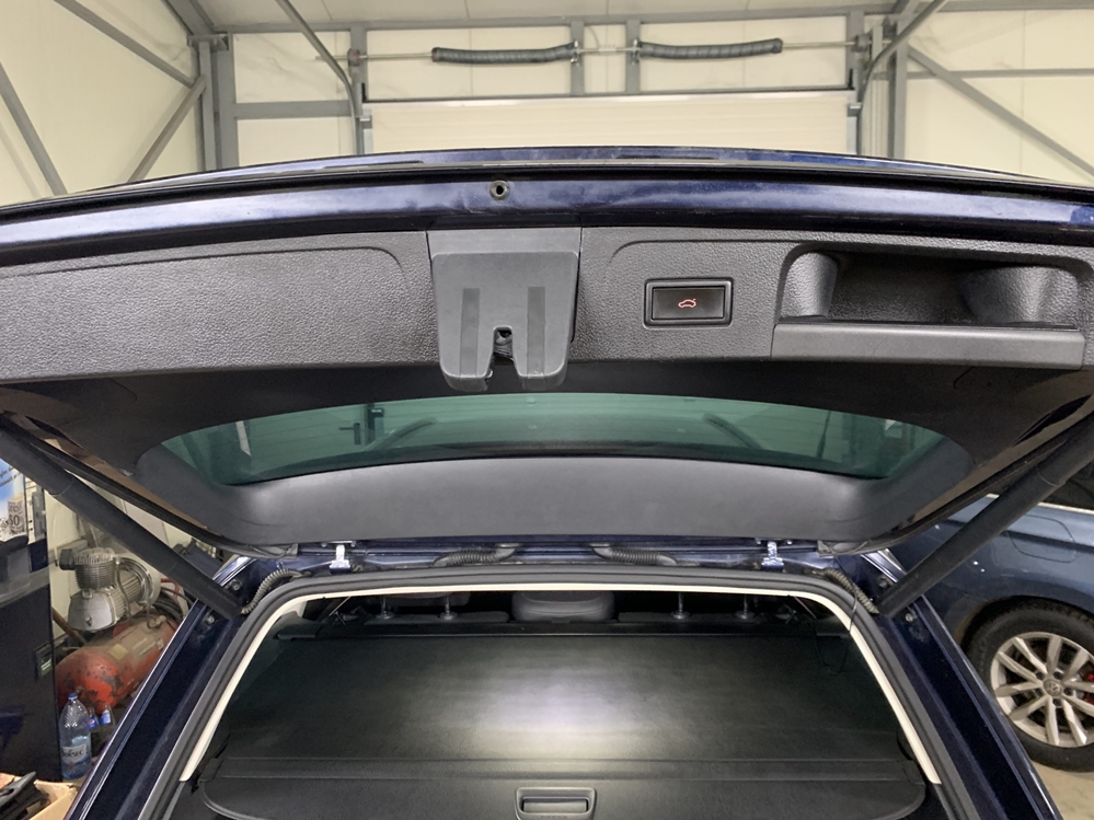 Montare 4 - VW Passat B8 2017 Variant Montare Portbagaj Electric Deschidere Electrica Haion Din Buton