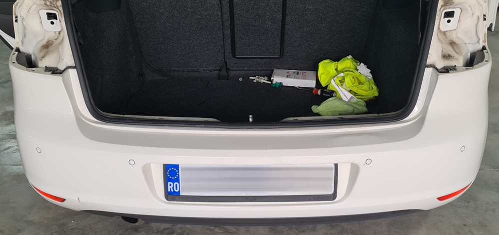 Activare 8 - Instalare Senzori Parcare VW Golf 6 VI Fata Spate 2009 2010 2012 2013 Originali Montare 8 - Instalare Senzori Parcare VW Golf 6 VI Fata Spate 2009 2010 2012 2013 Originali