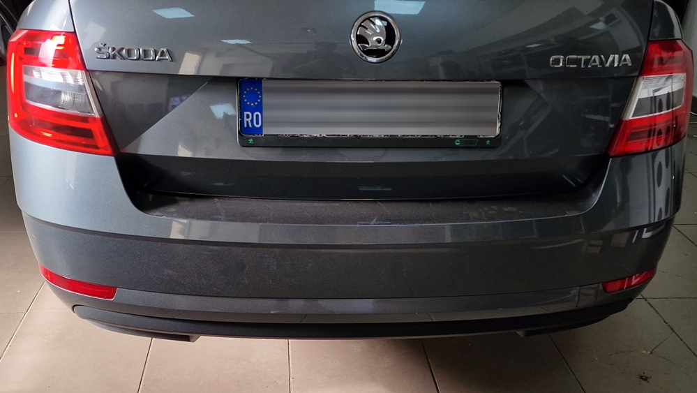 Montare 2 - Skoda Octavia 3 III 2018 Instalare Senzori De Parcare Originali Bara Spate
