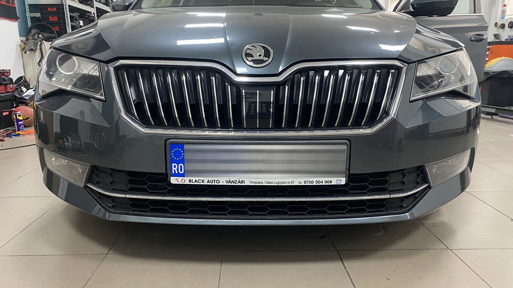Montare 5 - Skoda Superb 3 III 2018 Instalare Senzori Parcare Fata Camera Marsarier Comenzi Volan