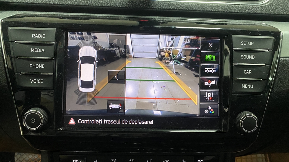 Montare 10 - Skoda Superb 3 III 2018 Instalare Senzori Parcare Fata Camera Marsarier Comenzi Volan