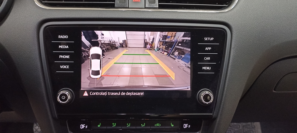 Montare 8 - Skoda Octavia 2015 Instalare Senzori Parcare Fata Camera Marsarier Spate Originala