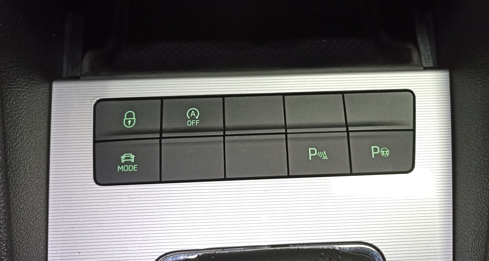 Montare 9 - Skoda Octavia 2015 Instalare Senzori Parcare Fata Camera Marsarier Spate Originala