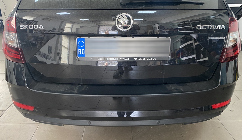 Montare 11 - Skoda Octavia 3 2018 Facelift Instalare Senzori Parcare Fata Originali Camera Spate Marsarier OEM