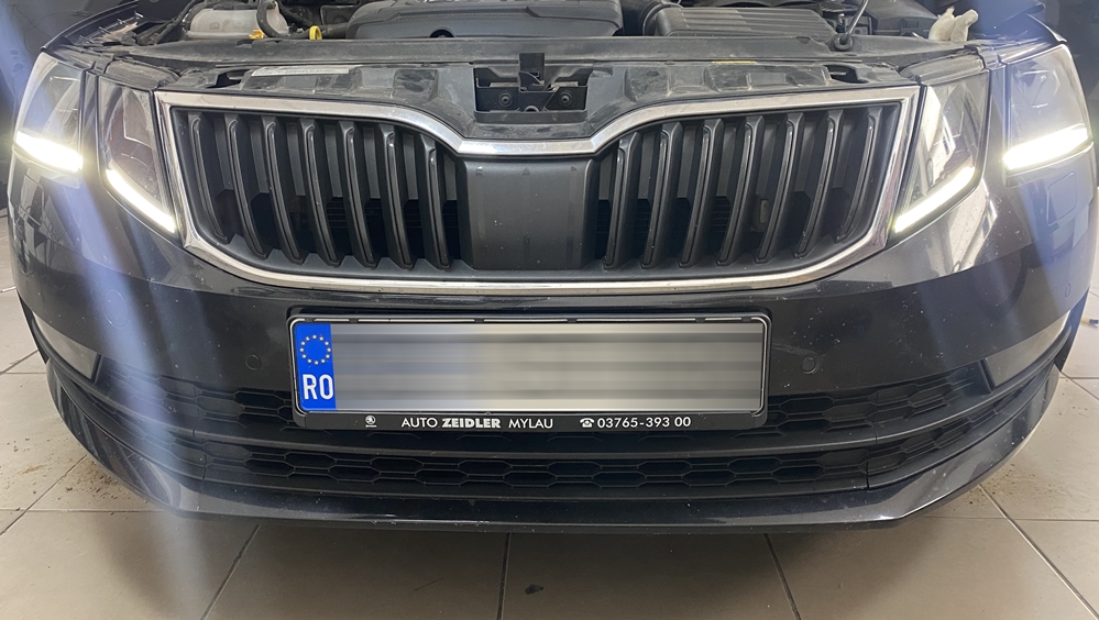 Montare 10 - Skoda Octavia 3 2018 Facelift Instalare Senzori Parcare Fata Originali Camera Spate Marsarier OEM