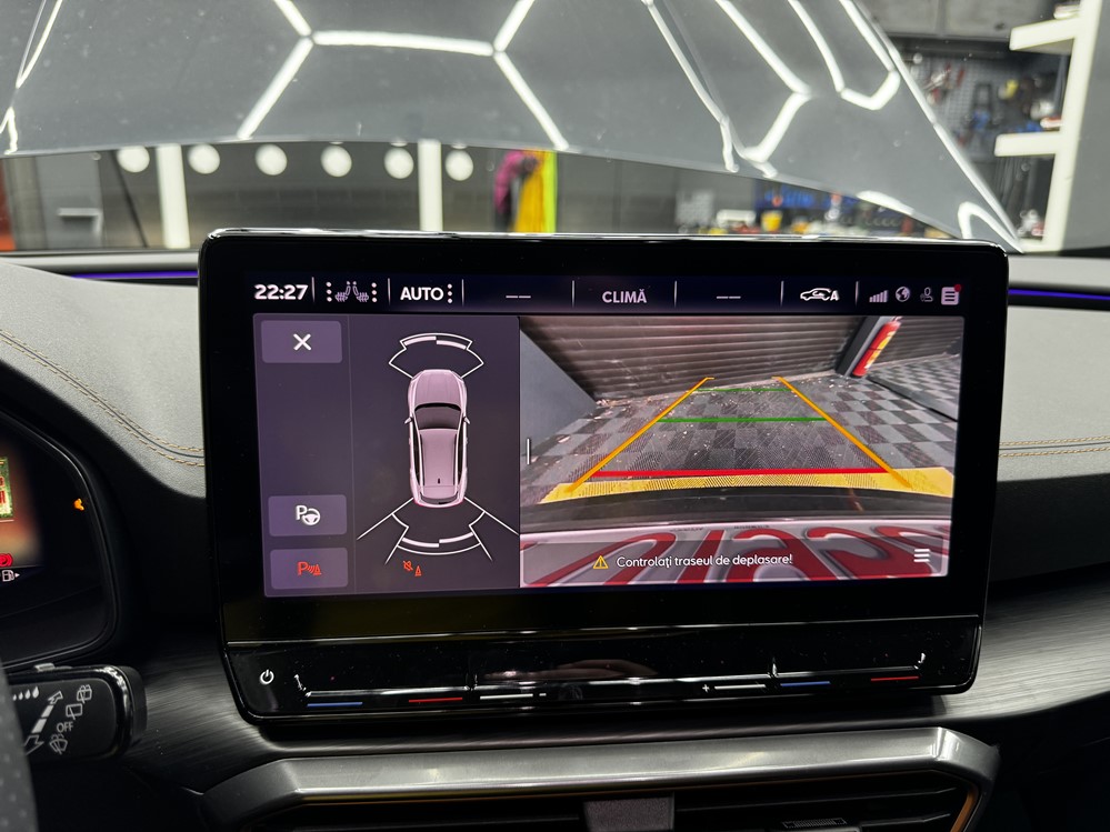 Montare 6 - Instalare Senzori Parcare Fata Cupra Formentor 2023 Originali Bucuresti Sector 1 2 3 4 5 6 Ilfov