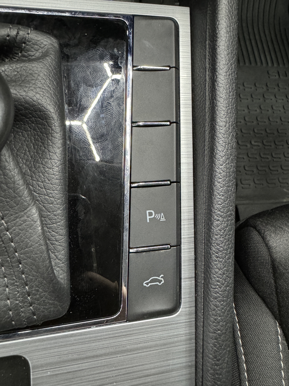 Montare 7 - Instalare Senzori Parcare Fata Skoda Superb 3 2020 Originali Bucuresti Sector 1 2 3 4 5 6 Ilfov