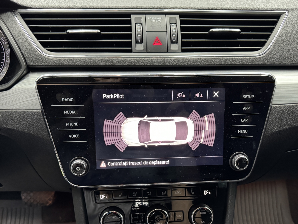 Montare 8 - Instalare Senzori Parcare Fata Skoda Superb 3 2020 Originali Bucuresti Sector 1 2 3 4 5 6 Ilfov