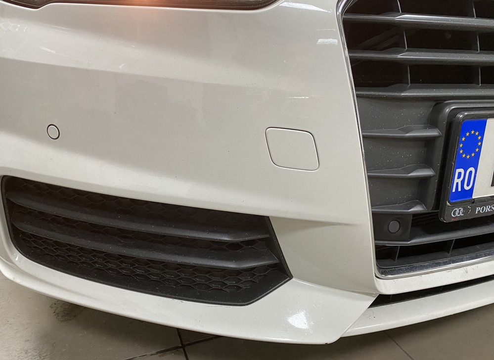 Montare 12 - Audi A1 8X 2017 Instalare Senzori Parare Fata Spate Originali OEM