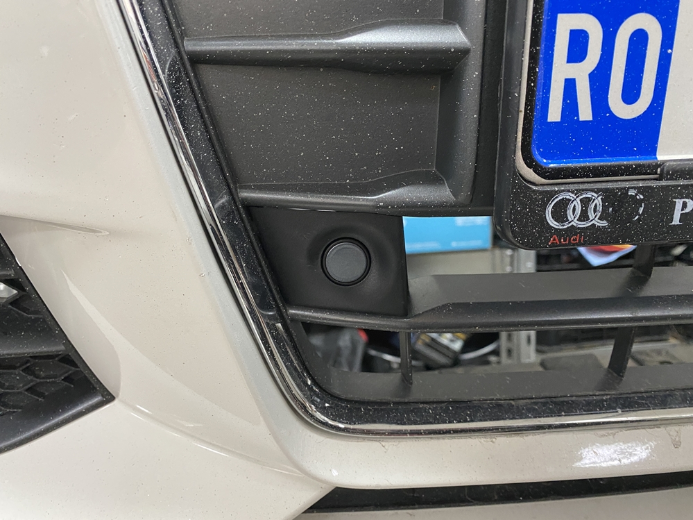 Montare 10 - Audi A1 8X 2017 Instalare Senzori Parare Fata Spate Originali OEM