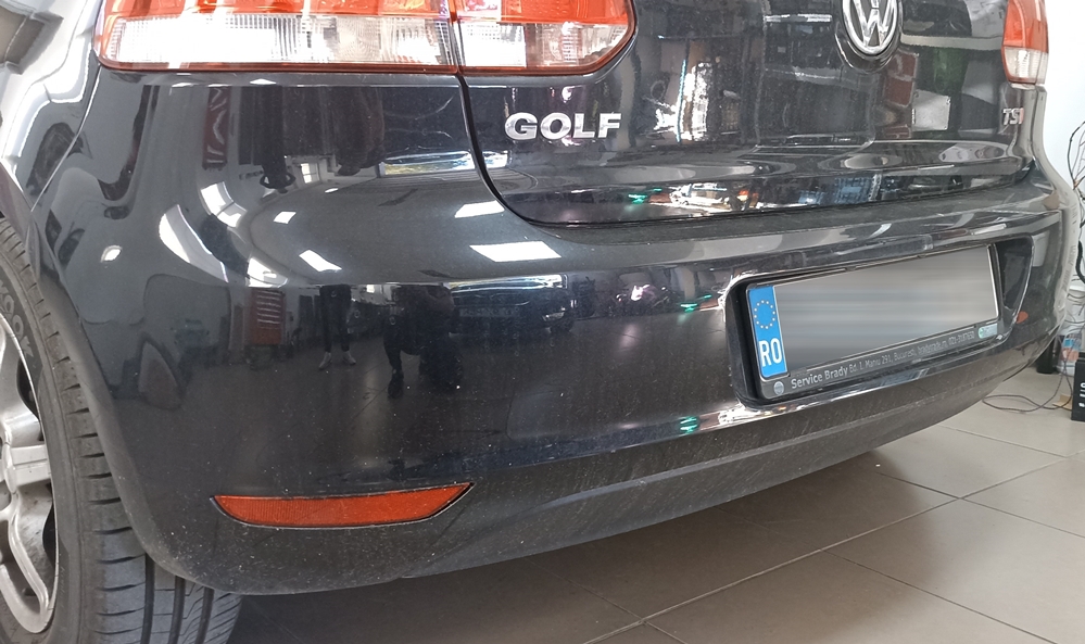 Montare 5 - Montaj Senzori Parcare Fata Spate VW Golf 6 VI 2011 Originali