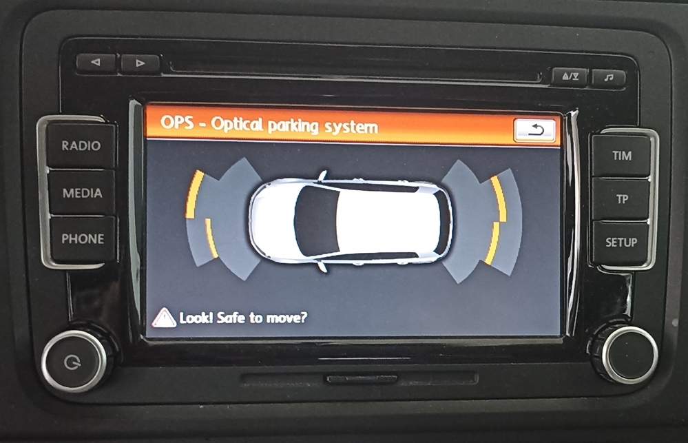 Montare 9 - Montaj Senzori Parcare Fata Spate VW Golf 6 VI 2011 Originali