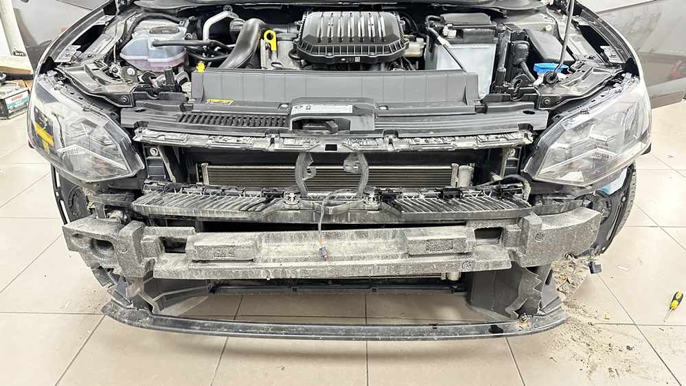 Montare 6 -  Instalare Senzori Parcare Fata Spate Originali VW Polo 6C 2G AW1 2018