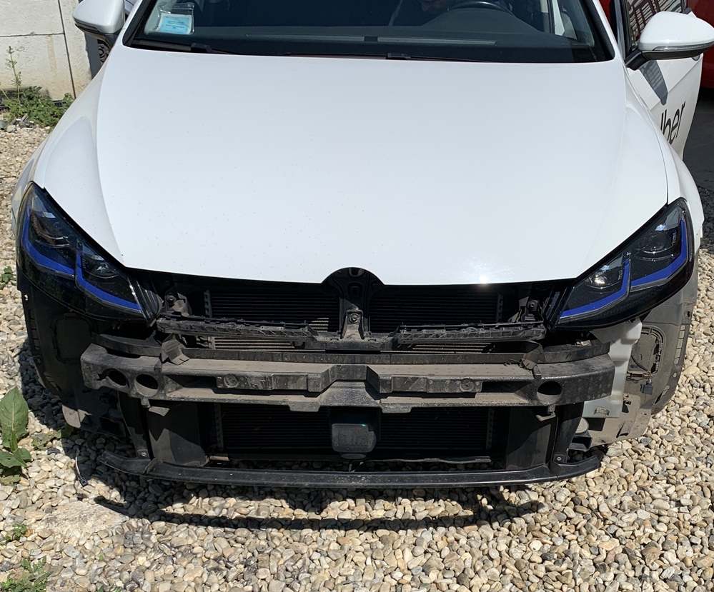 Montare 2 - Montaj Instalare Senzori Parcare Fata Spate VW Golf 7 e-Golf Electric 2019