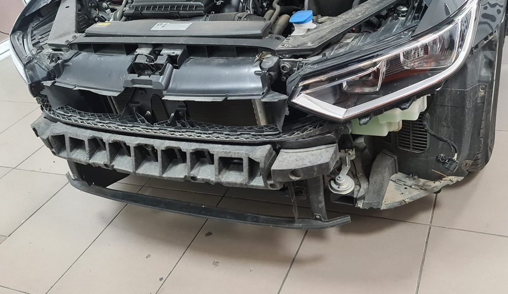Activare 7 - Instalare Senzori Parcare Originali Fata Spate VW Passat B8 3G 2017 Camera Marsarier Highline Montare 7 - Instalare Senzori Parcare Originali Fata Spate VW Passat B8 3G 2017 Camera Marsarier Highline