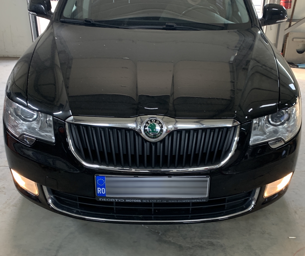 Montare 15 - Montaj Senzori Parcare Spate Originali Skoda Superb 2 II 2012