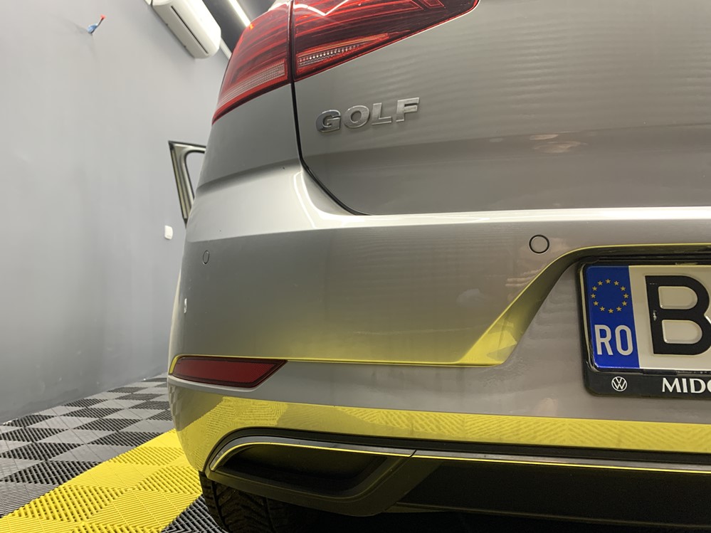 Montare 18 - Instalare Senzori Parcare VW Golf 7 Fata si Spate Originali Cu Afisare Pe Unitatea Multimedia