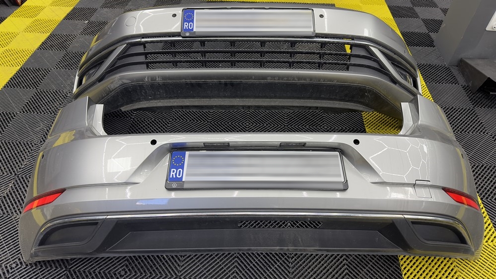 Montare 9 - Instalare Senzori Parcare VW Golf 7 Fata si Spate Originali Cu Afisare Pe Unitatea Multimedia