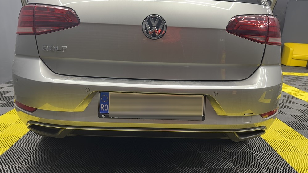Montare 13 - Instalare Senzori Parcare VW Golf 7 Fata si Spate Originali Cu Afisare Pe Unitatea Multimedia