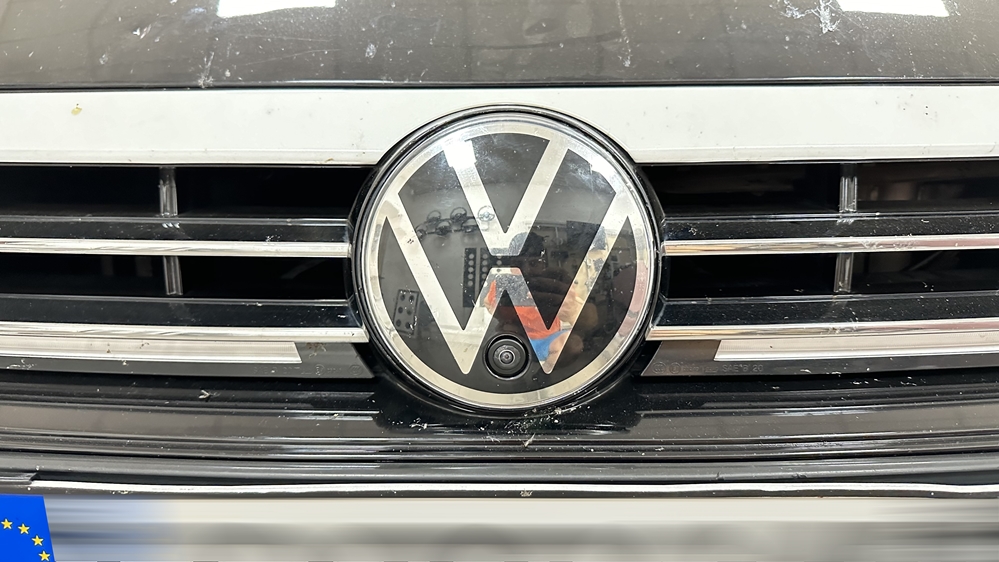 Montare 8 - VW Arteon 2018 Instalare Sistem Camere 360 Area View Senzor Radar Distronic ACC Adaptive Cruise Control