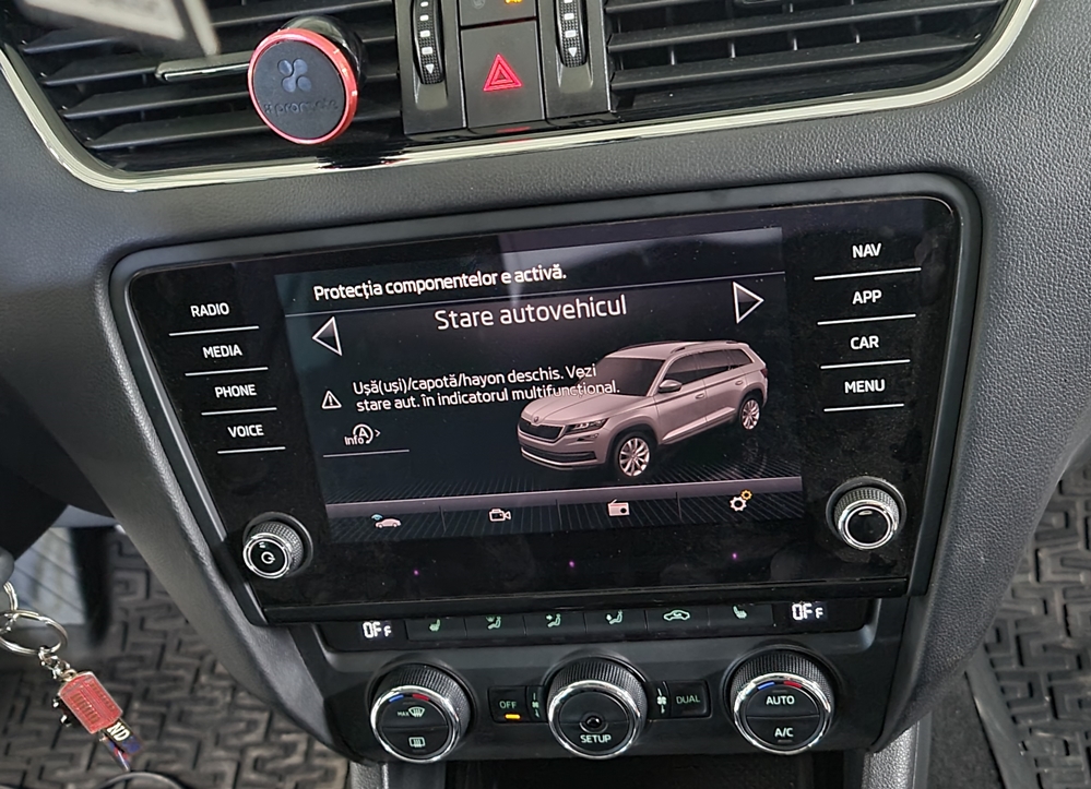 Activare 6 - Instalare Unitate Display Navigatie MIB2 Skoda Octavia 3 III Montare 6 - Instalare Unitate Display Navigatie MIB2 Skoda Octavia 3 III