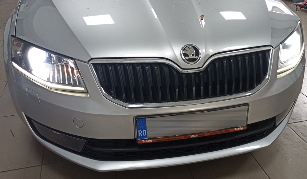 Montare 19 - Skoda Octavia 3 2015 Instalare Unitate Display MIB 2 Camera Spate Marsarier Apple Carplay Android Auto