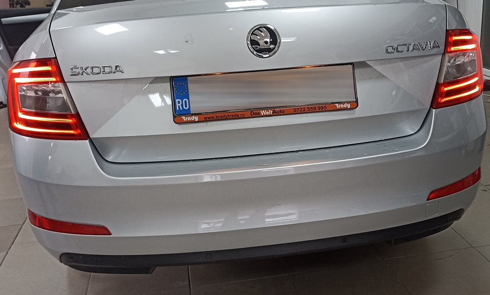 Montare 20 - Skoda Octavia 3 2015 Instalare Unitate Display MIB 2 Camera Spate Marsarier Apple Carplay Android Auto